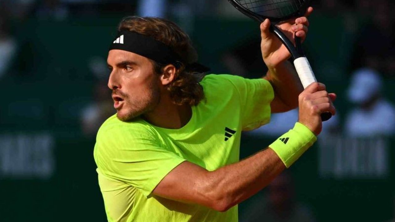 Stefanos Tsitsipas meraih kemenangan ke-50 di ATP Masters 1000 lapangan tanah liat di Monte Carlo, mengalahkan Nuno Borges dan akan berhadapan dengan Lorenzo Musetti di perempat final.