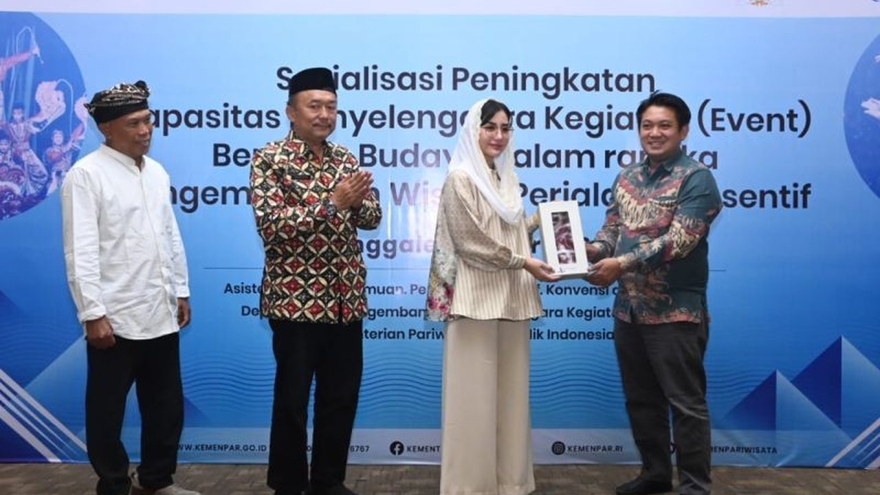 Anggota DPR Novita Hardini meminta pemerintah melindungi UMKM dari dampak negatif penghapusan kuota impor,  mengingat potensi persaingan tidak sehat dengan produk impor.