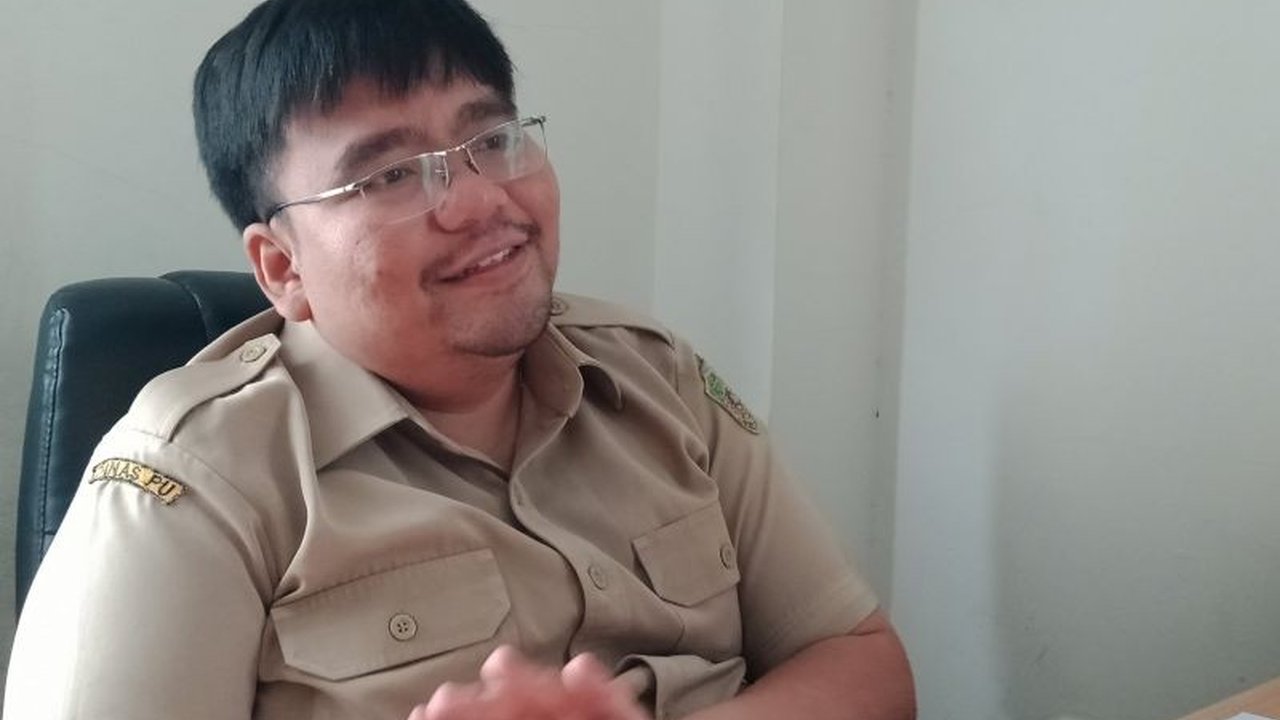 Pemerintah Kabupaten Penajam Paser Utara menerima bantuan keuangan Rp15 miliar dari Pemprov Kaltim untuk perbaikan jalan penghubung antar kabupaten yang akan meningkatkan akses distribusi hasil pertanian.