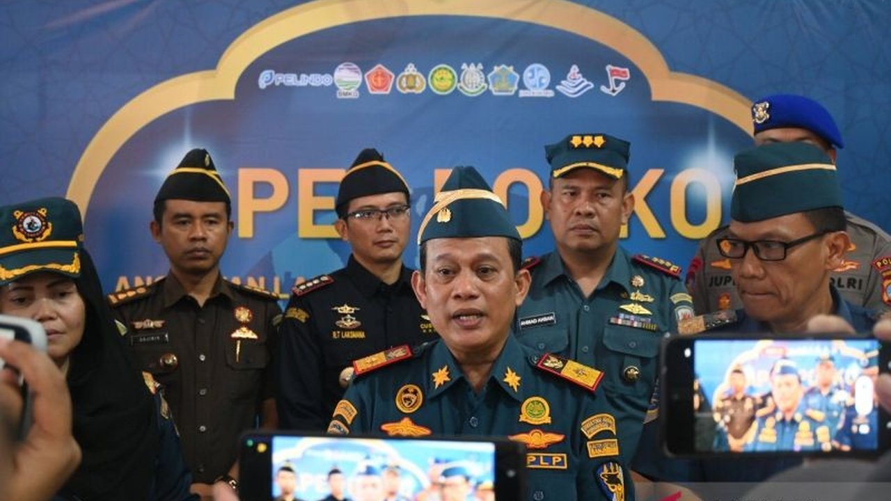 Pelabuhan Trisakti Banjarmasin melayani 26.716 penumpang selama Angkutan Lebaran 2025, meskipun mengalami penurunan 7% dibandingkan tahun sebelumnya, namun arus kendaraan justru meningkat.