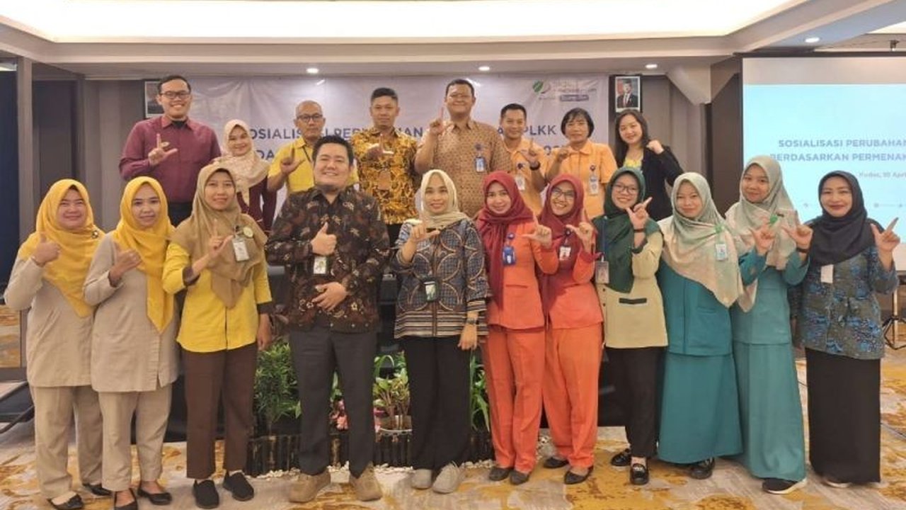 BPJS Ketenagakerjaan Kudus sosialisasikan Permenaker Nomor 1/2025 tentang perubahan tata cara penyelenggaraan program JKK, JK, dan JHT,  peningkatan pelayanan kesehatan bagi peserta, dan kemudahan akses informasi melalui aplikasi JMO.