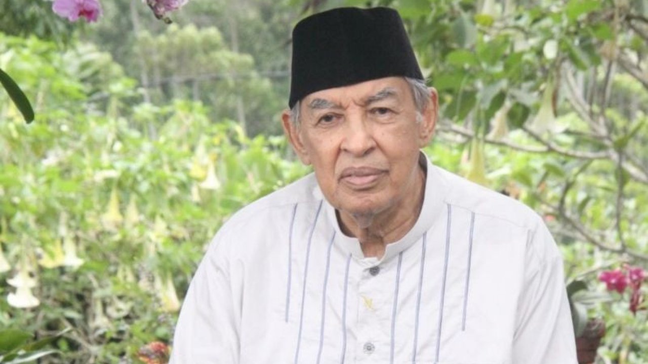 Majelis Hukama Muslimin (MHM) menyerukan penguatan persaudaraan manusia dan pelestarian harmoni alam dalam peringatan Hari Persaudaraan Manusia Sedunia 2025, menekankan pentingnya kolaborasi antarumat beragama dan tanggung jawab bersama menjaga lingkungan