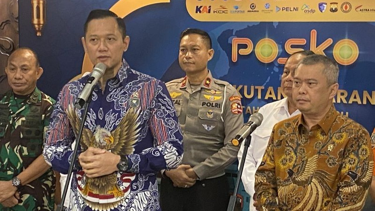 Mudik Lebaran 2025 berjalan aman dan lancar,  namun Menko PMK AHY menyoroti beberapa hal yang perlu dievaluasi untuk peningkatan layanan di masa mendatang.