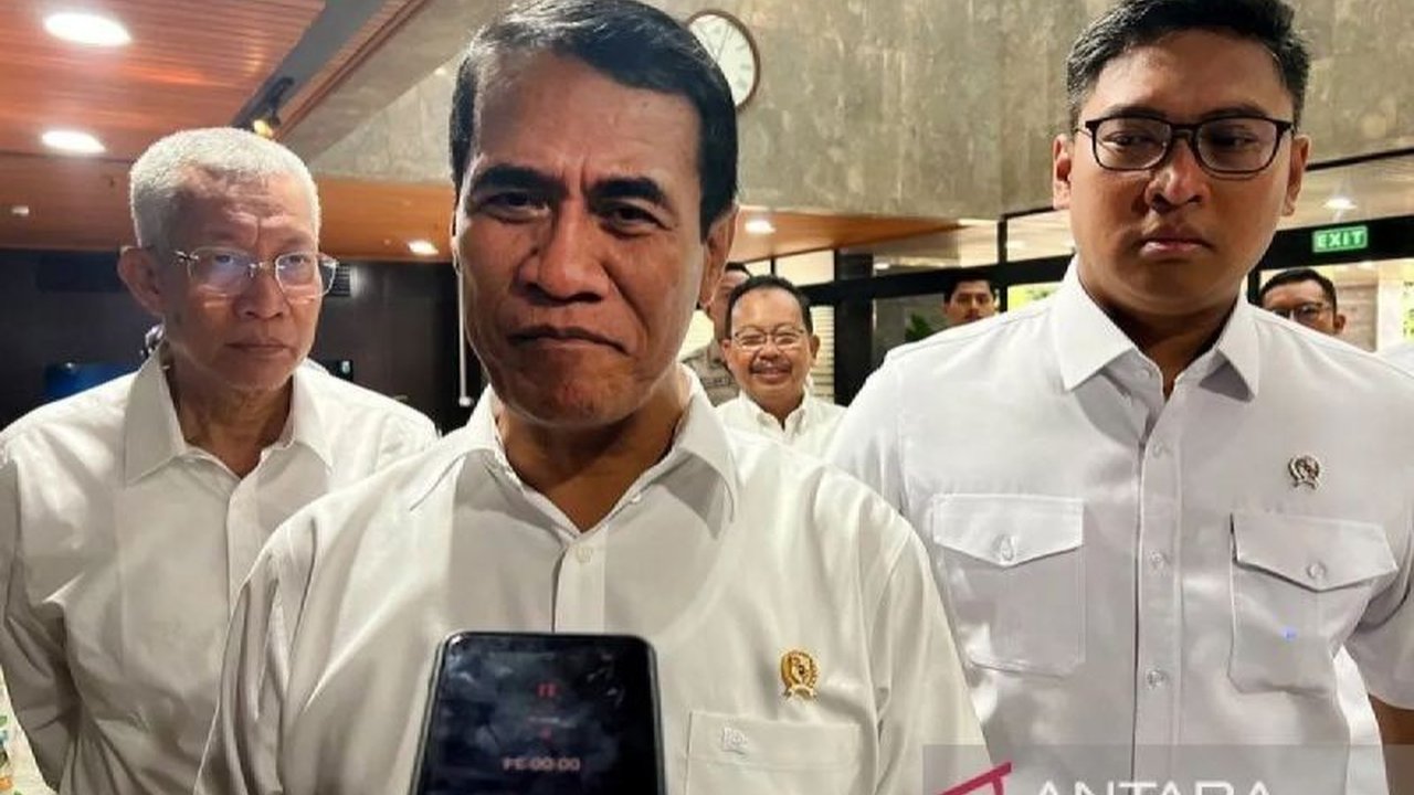 Menteri Pertanian Andi Amran Sulaiman mendampingi Presiden dalam kunjungan kenegaraan ke Yordania untuk memperkuat kerja sama bilateral di bidang pertanian dan perdagangan.