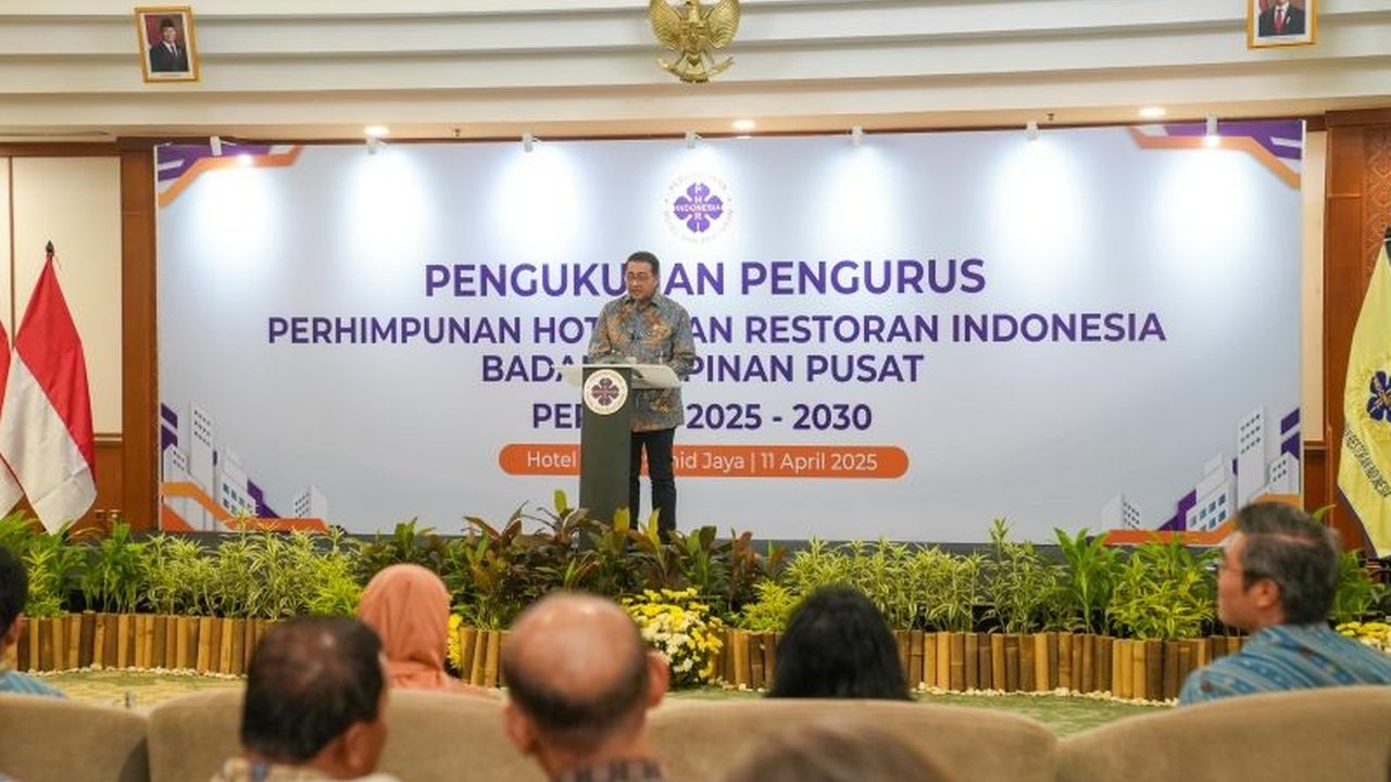 Menteri Ekonomi Kreatif (Menekraf) menyebut PHRI sebagai mitra strategis dalam pengembangan ekonomi kreatif Indonesia, menghadapi tantangan global, dan mendorong kolaborasi untuk menciptakan lapangan kerja.