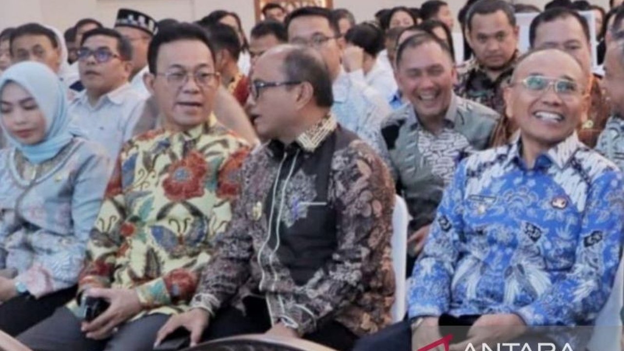 Pemerintah Kabupaten Simalungun telah menyiapkan lahan untuk pembangunan Sekolah Rakyat, mendukung program Presiden Prabowo Subianto dalam menyediakan akses pendidikan gratis bagi masyarakat kurang mampu.