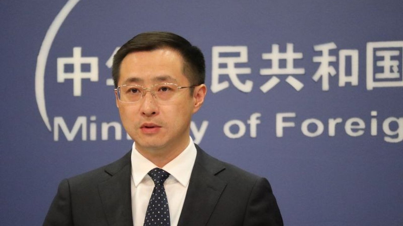 Presiden Xi Jinping akan memulai kunjungan kenegaraan pertamanya di tahun 2025 ke Vietnam, Malaysia, dan Kamboja, menunjukkan prioritas utama diplomasi China di kawasan Asia Tenggara.