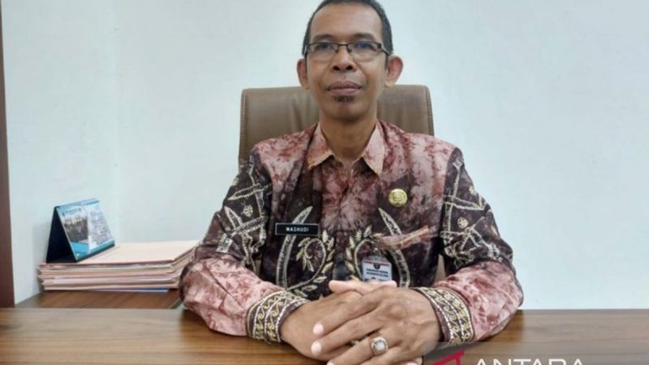 Pemerintah Provinsi Kalimantan Selatan akan melantik 1.230 CPNS dan PPPK pada 24 April 2025 di Banjarbaru, dengan rincian 100 CPNS dan 1.130 PPPK.