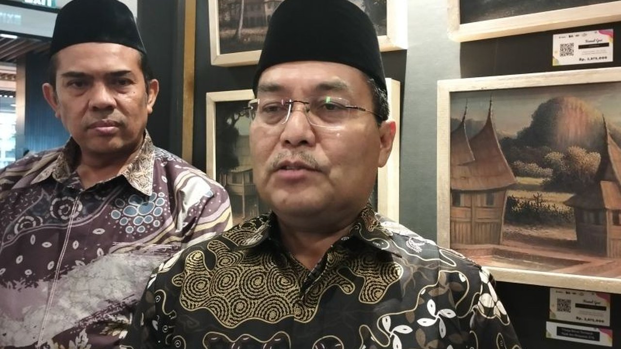 Kemenag Sumbar masih melakukan pendataan calon haji yang tidak memenuhi syarat istitaah untuk keberangkatan haji tahun 1446 H, dengan beberapa kasus dilaporkan dari Kabupaten Padang Pariaman dan Agam.