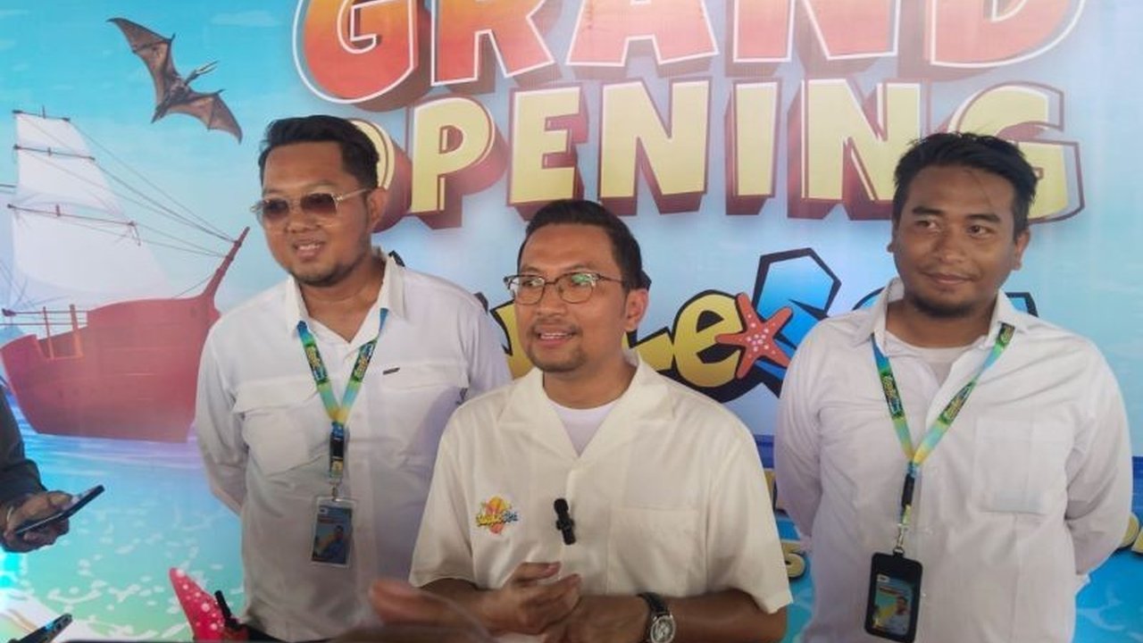 Jungle Sea Theme Park, destinasi wisata baru di Kalianda, Lampung Selatan, resmi dibuka, menawarkan beragam wahana dan fasilitas yang memadukan konsep hutan tropis dan lautan.