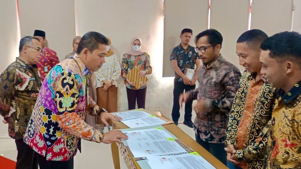 Kemenkum Maluku Utara menjalin kerjasama dengan 13 OBH untuk memberikan bantuan hukum gratis bagi masyarakat miskin, demi implementasi UU No.16 Tahun 2011 tentang Bantuan Hukum.