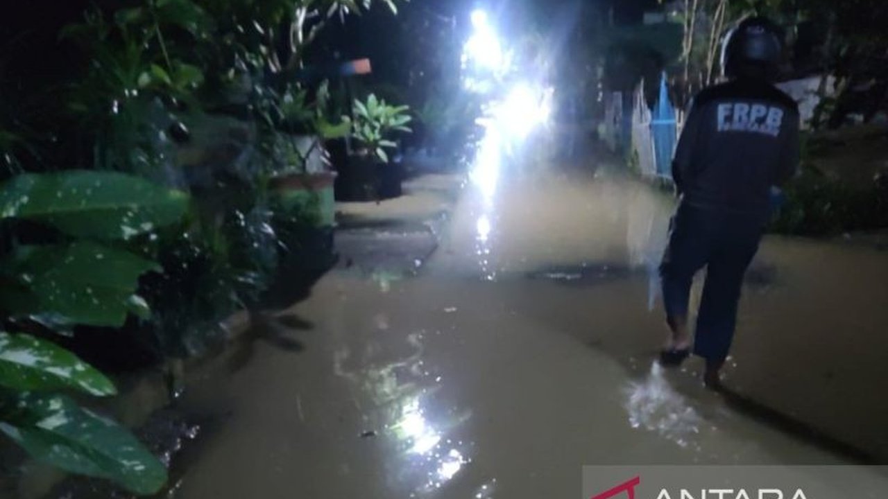 Banjir Pamekasan Meluas: Dua Kecamatan Terendam, Warga Diminta Waspada