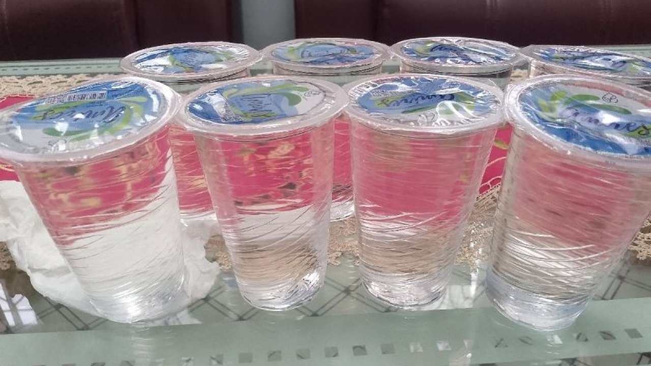 Dinas Kesehatan Biak Numfor resmi menetapkan SOP baru untuk rekomendasi air minum dalam kemasan (AMDK), mempermudah proses perizinan dan memastikan kualitas produk.