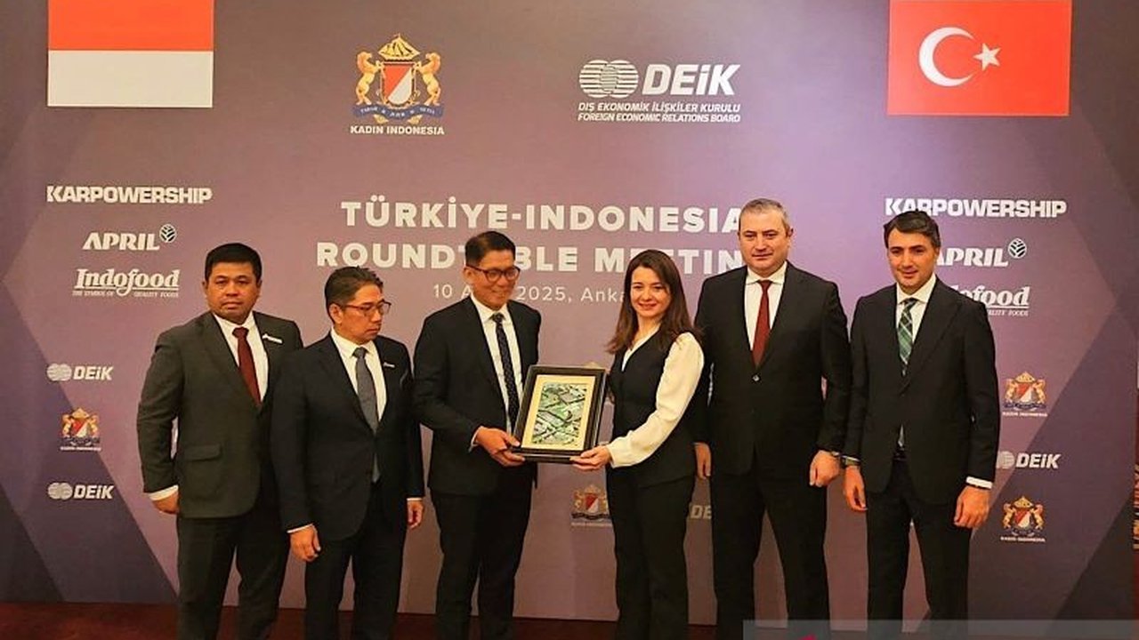 PT Pertamina Geothermal Energy (PGE) menjalin kerja sama dengan Zorlu Enerji dari Turki untuk pengembangan proyek Pembangkit Listrik Tenaga Panas Bumi (PLTP), membuka peluang transfer teknologi dan investasi energi terbarukan.