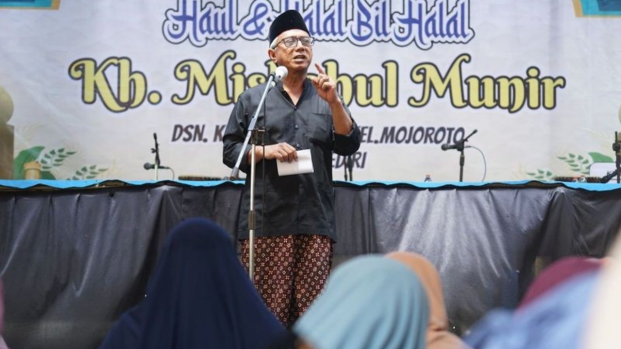 Pemerintah Kota Kediri memandang halal bihalal sebagai tradisi penting untuk saling memaafkan dan mempererat tali silaturahmi, sekaligus meneladani nilai-nilai luhur dari KH. Misbahul Munir.