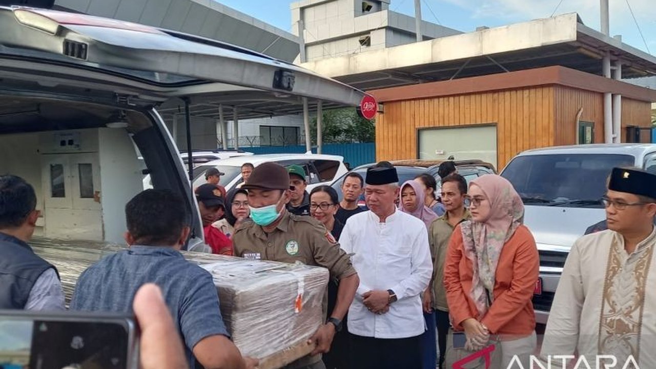 KP2MI memfasilitasi pemulangan jenazah Maya Rofani (31), PMI asal Sigi yang meninggal di Malaysia karena sakit; Pemkab Sigi menanggung sebagian besar biaya pemulangan karena statusnya ilegal.