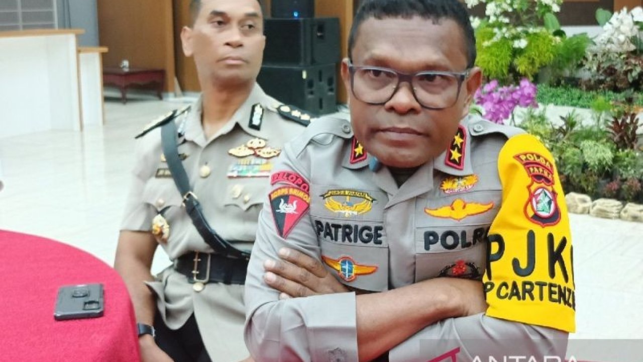 Kepolisian Daerah Papua mengerahkan tiga pesawat untuk melakukan operasi kemanusiaan dan mengevakuasi korban meninggal dan selamat akibat serangan Kelompok Kriminal Bersenjata (KKB) di Yahukimo.