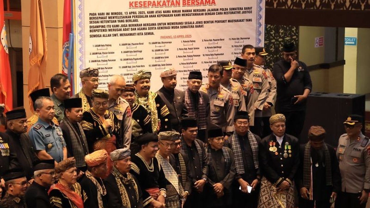 Masyarakat adat Minangkabau dan Polda Sumbar bersepakat menggunakan keadilan restoratif untuk menangani penyakit masyarakat dan menyelamatkan generasi muda dari pengaruh buruk, mencegah putus sekolah, serta menghindari hukuman penjara.