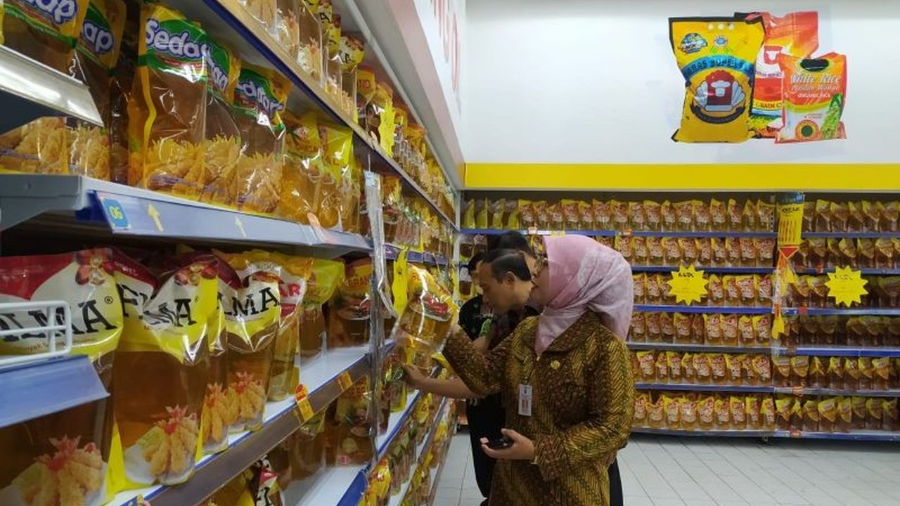 Pemkab Ponorogo akan menerapkan zonasi pendirian ritel modern untuk melindungi usaha mikro lokal, menyusul moratorium pendirian toko swalayan yang telah diberlakukan sejak Februari 2025.