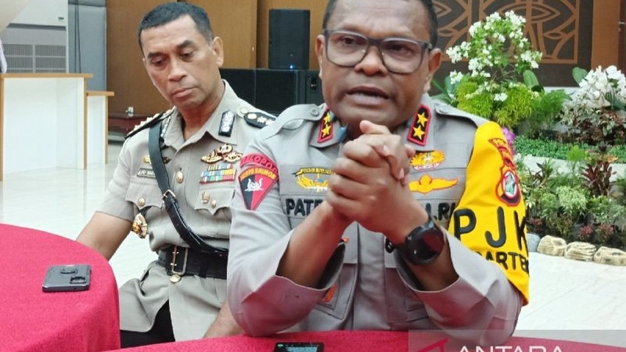 Kapolda Papua meminta pemerintah provinsi dan daerah untuk menertibkan tambang emas ilegal di Pegunungan Bintang dan Yahukimo menyusul serangan KKB yang menewaskan 11 penambang.