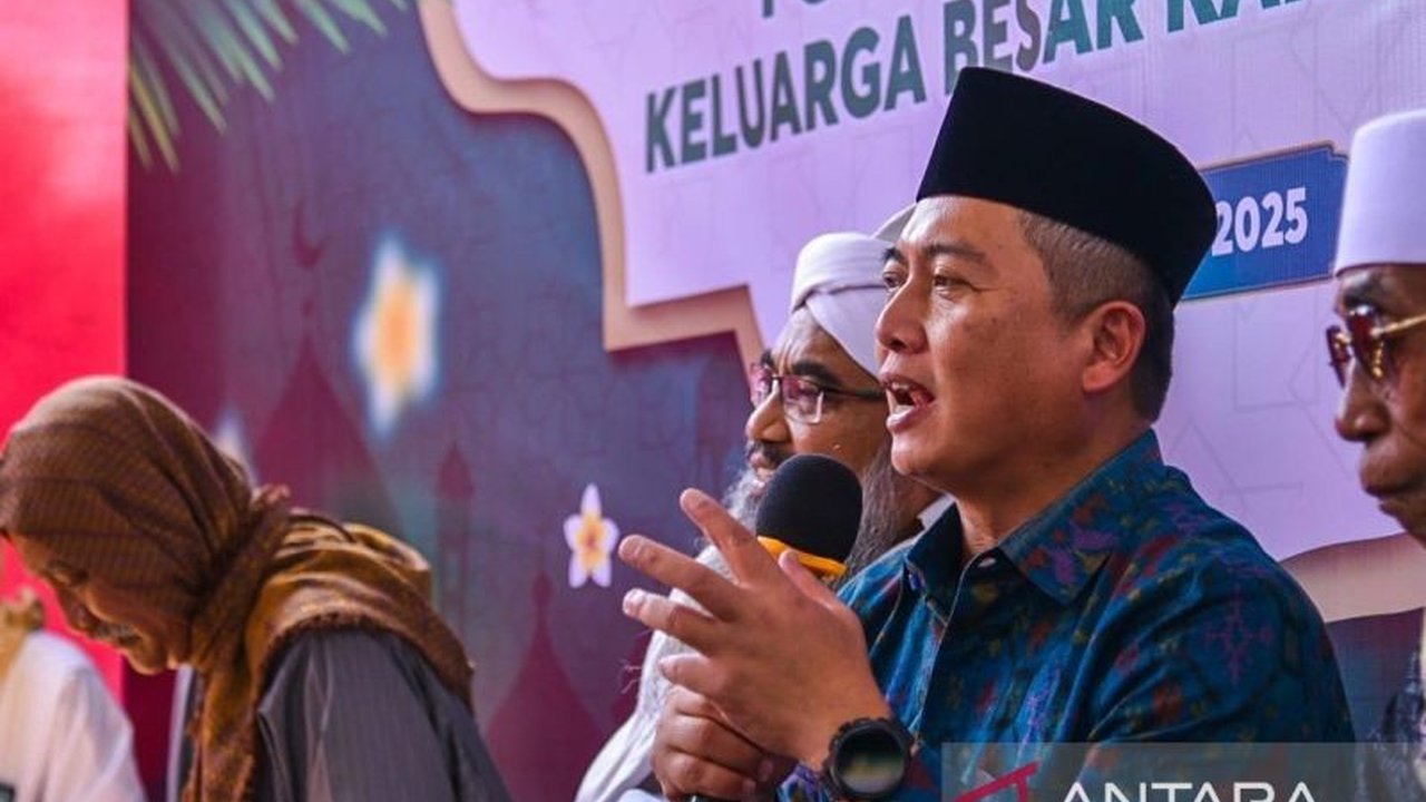 Gubernur NTB, Lalu Muhamad Iqbal, menyatakan kesiapannya menghadapi kritik demi mewujudkan pembangunan dan kemajuan Nusa Tenggara Barat.