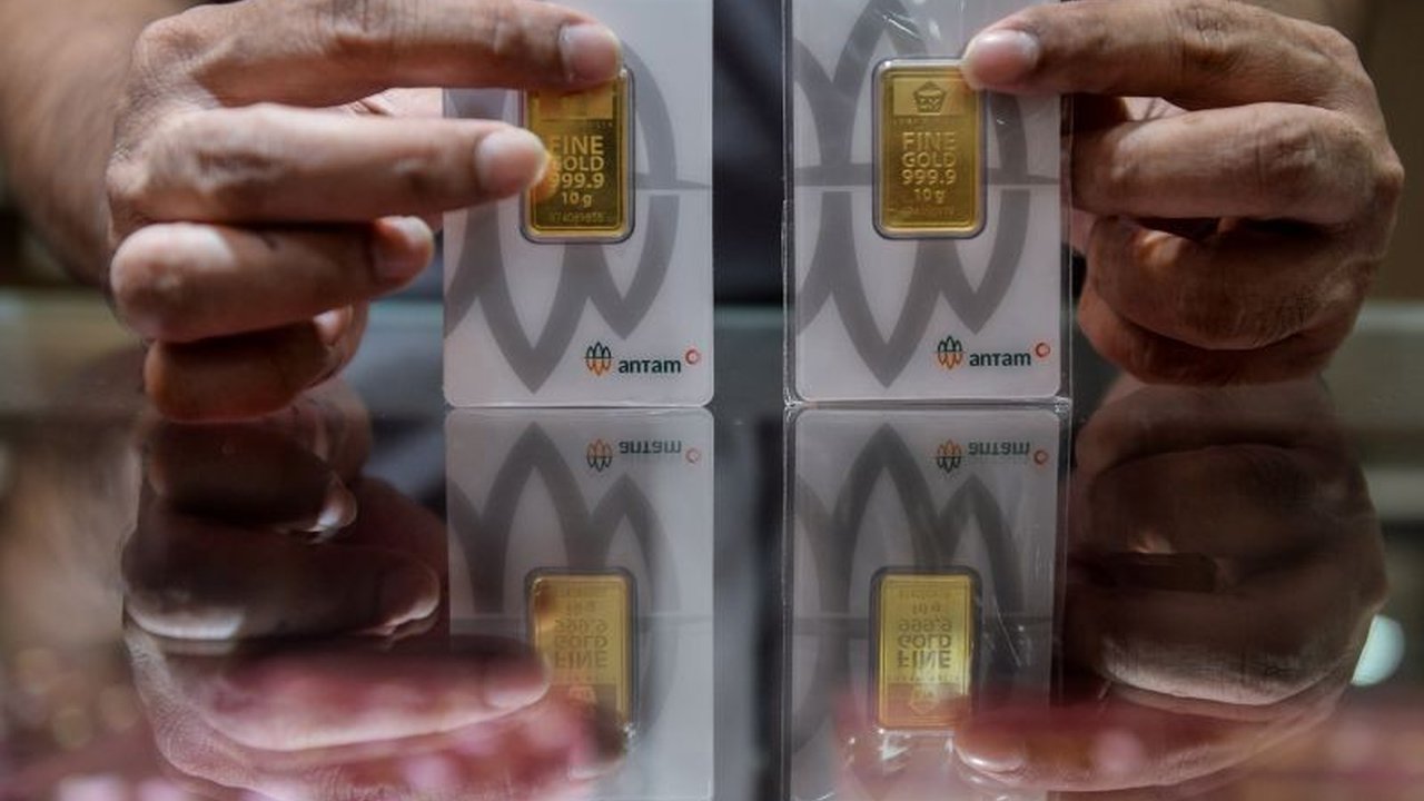 Harga emas Antam dan Galeri24 stabil, sementara harga emas UBS melonjak pada Senin, 14 April 2024.  Simak detail harga lengkapnya!