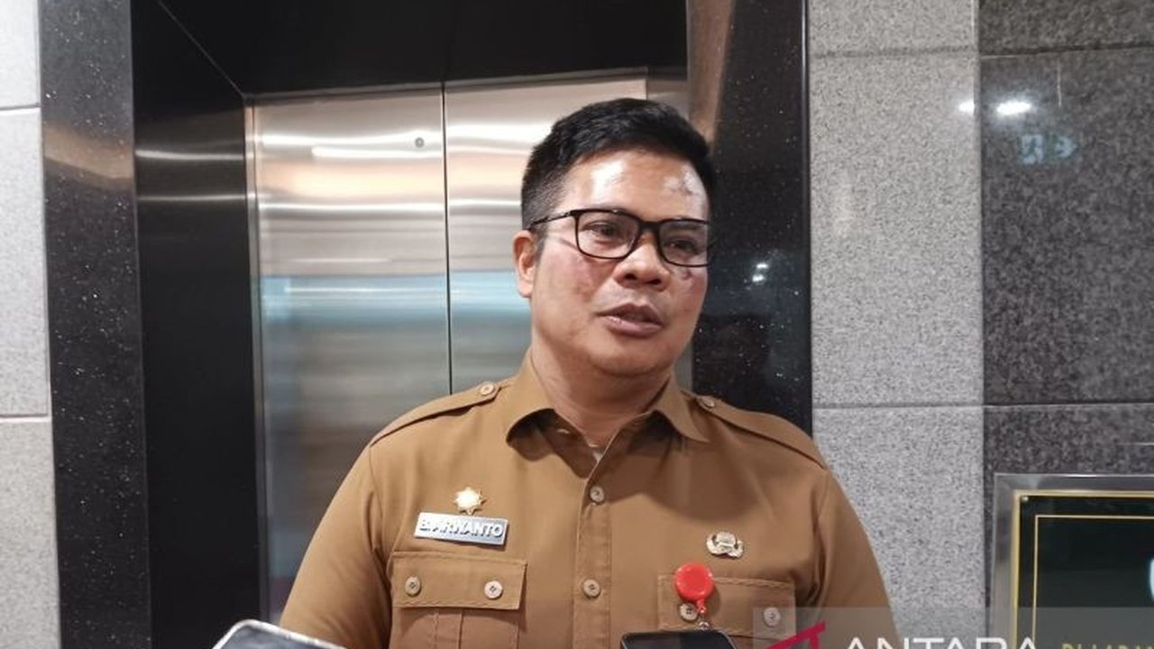 Dua bengkel resmi, Auto 2000 dan AHASS, ditunjuk untuk menangani gratis kendaraan yang terdampak BBM tercemar di Samarinda dan Balikpapan, Kalimantan Timur.