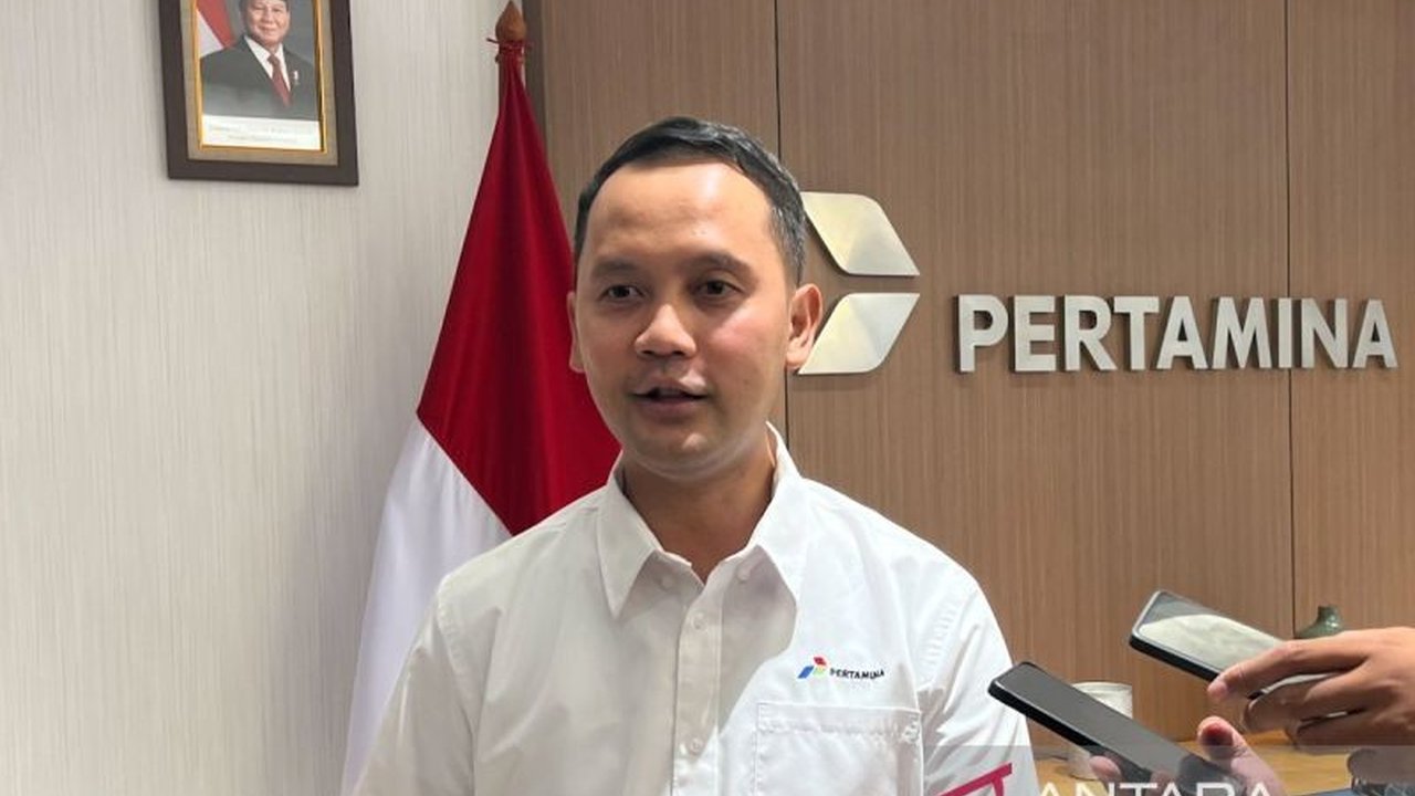 Pertamina menghentikan operasional dua SPBU di Klaten dan Denpasar karena terbukti mengoplos BBM, dan menindak tegas oknum yang terlibat.