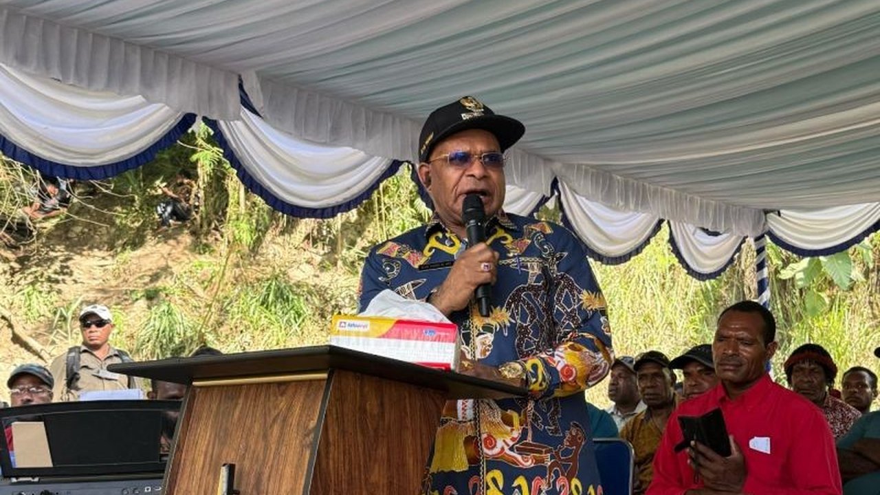 Bupati Elvis Tabuni: Komitmen Bangun Puncak untuk Kesejahteraan Masyarakat