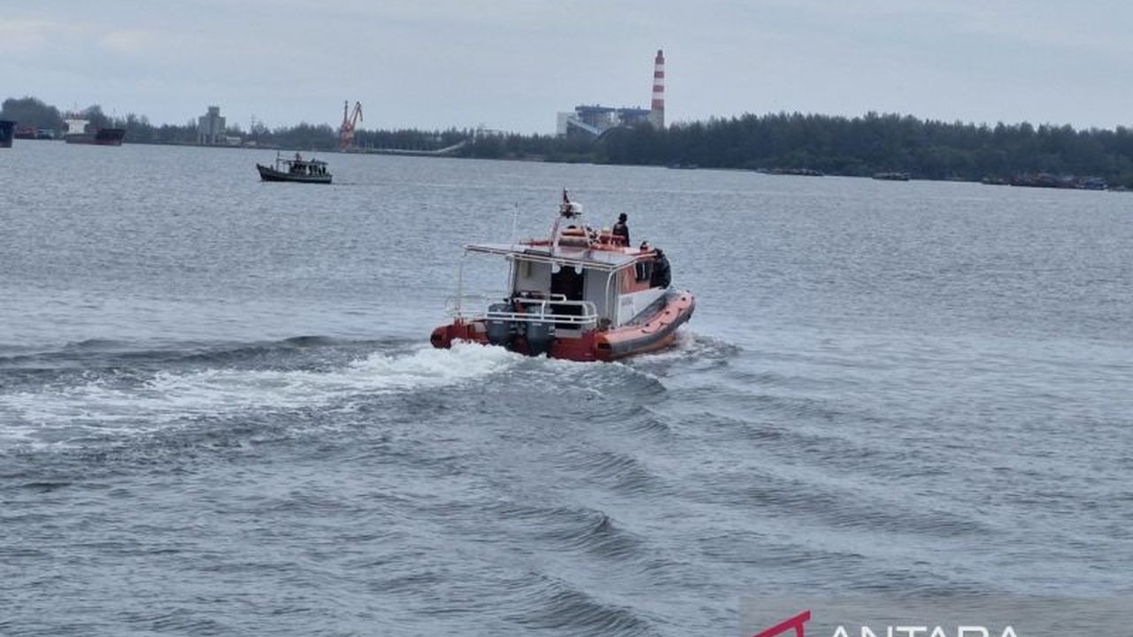 Pencarian korban terseret arus di Pulau Baai, Bengkulu, membuahkan hasil setelah Basarnas menemukan satu korban meninggal dunia, Muhammad Nuh (16), sementara dua lainnya selamat.