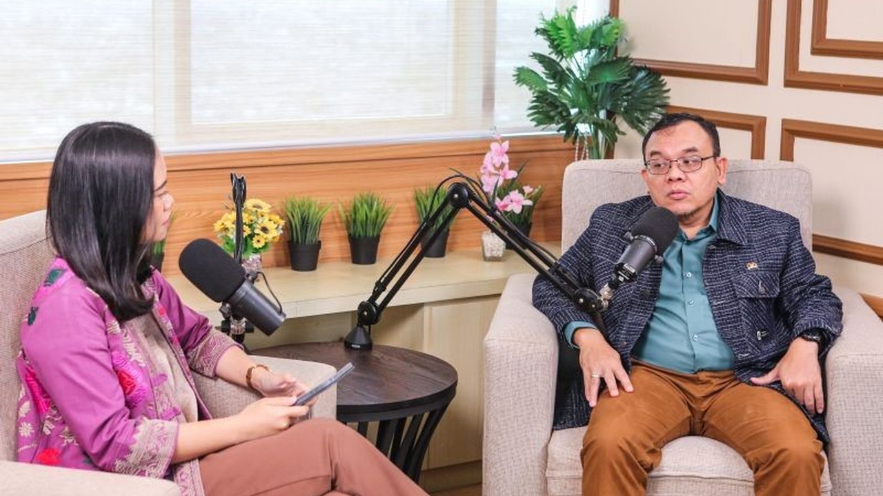 Ketua Komisi VII DPR RI Saleh Partaonan Daulay mendorong peringatan Hari Kartini sebagai momentum penguatan peran perempuan, khususnya dalam peningkatan UMKM dan ekonomi kreatif.