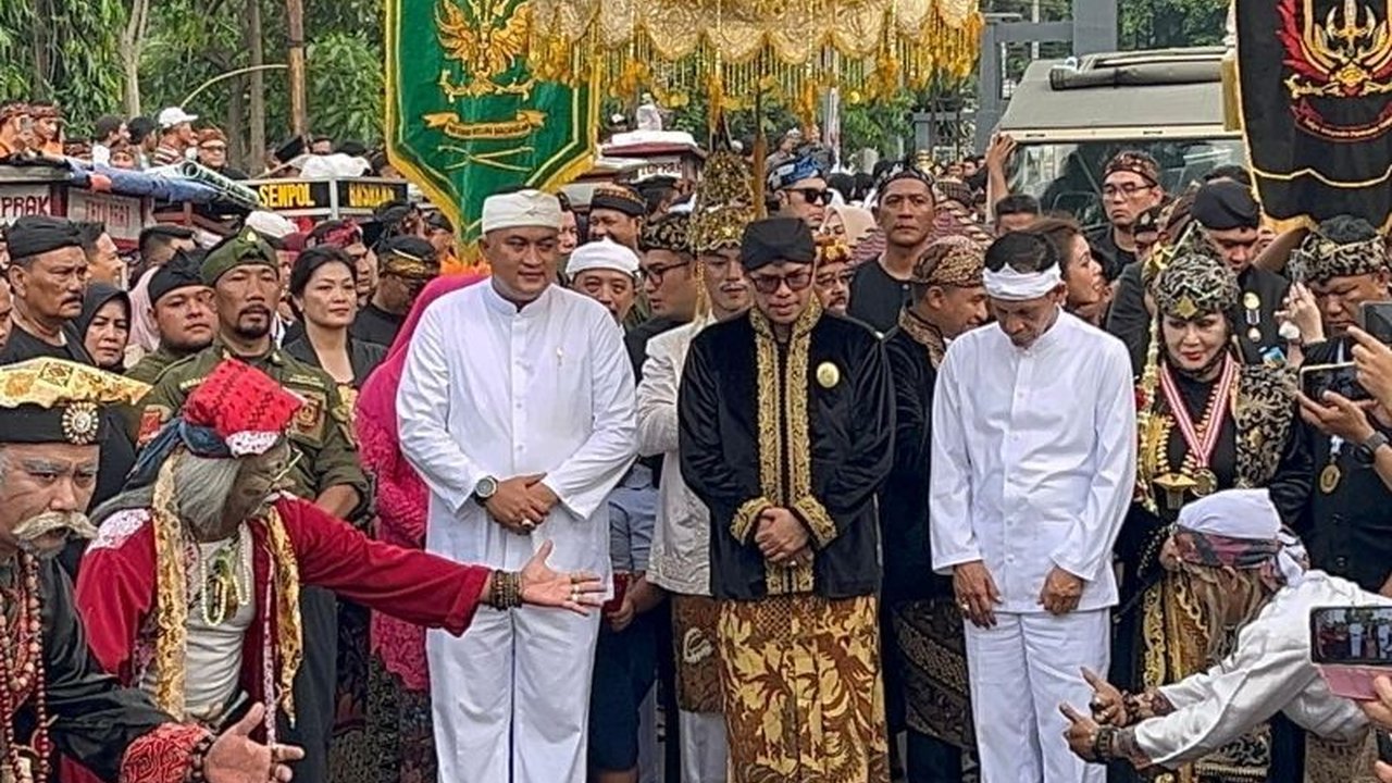 Pewaris Kerajaan Sumedang Larang ungkap Bupati Bogor, Rudy Susmanto, memiliki trah dari kerajaan tersebut,  membawa pesan nilai luhur kepemimpinan dalam memimpin Kabupaten Bogor.