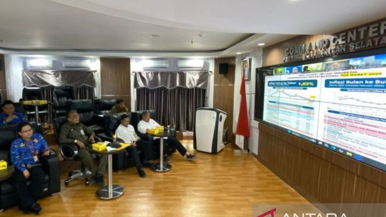 Kalimantan Selatan berhasil mempertahankan inflasi rendah dan masuk dalam delapan provinsi dengan tingkat inflasi terendah di Indonesia pada tahun 2025, meskipun harga cabai rawit masih menjadi perhatian.