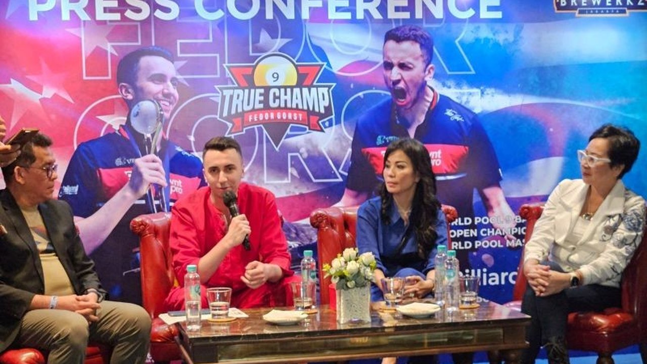 Juara dunia biliar bola 9, Fedor Gorst, akan menggelar serangkaian pertandingan persahabatan di empat kota Indonesia, menjanjikan hiburan menarik bagi penggemar biliar Tanah Air.