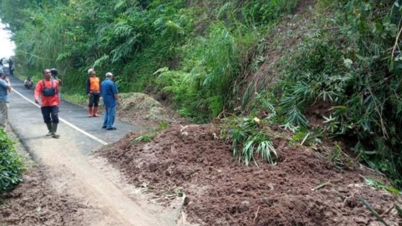 Longsor dan Banjir di Ciamis: BPBD Turun Tangan Tangani Bencana