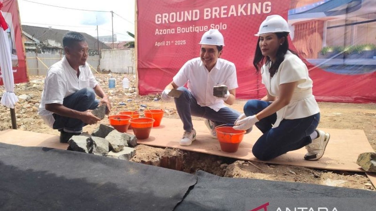 Pembangunan Azana Boutique Hotel di Solo, Jawa Tengah, menandai upaya pengembangan sektor pariwisata dan peningkatan lapangan kerja di daerah tersebut.