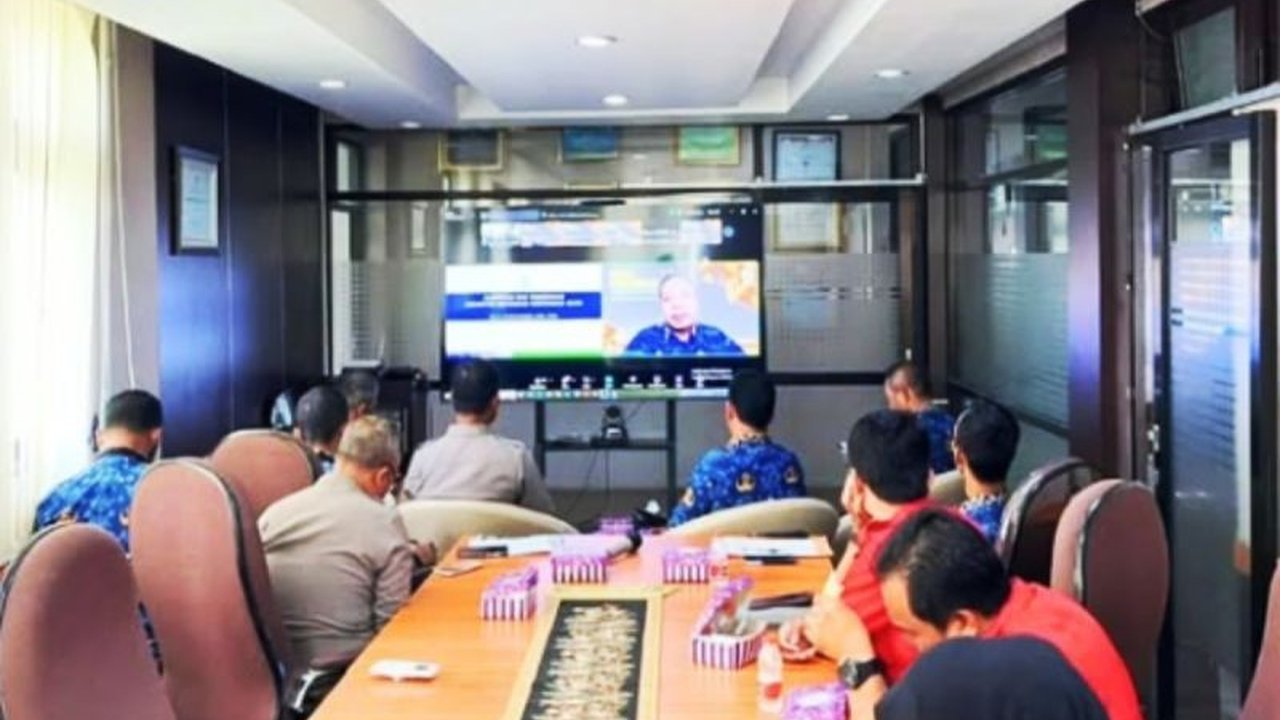 BMKG Kalimantan Selatan memprediksi musim kemarau akan melanda Kabupaten Tanah Laut pada Agustus 2025, dengan imbauan persiapan mitigasi bencana kekeringan.