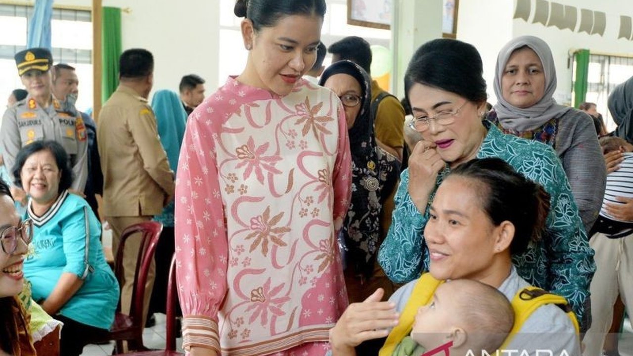 Kahiyang Ayu Pastikan Layanan Posyandu Pematangsiantar Berjalan Baik