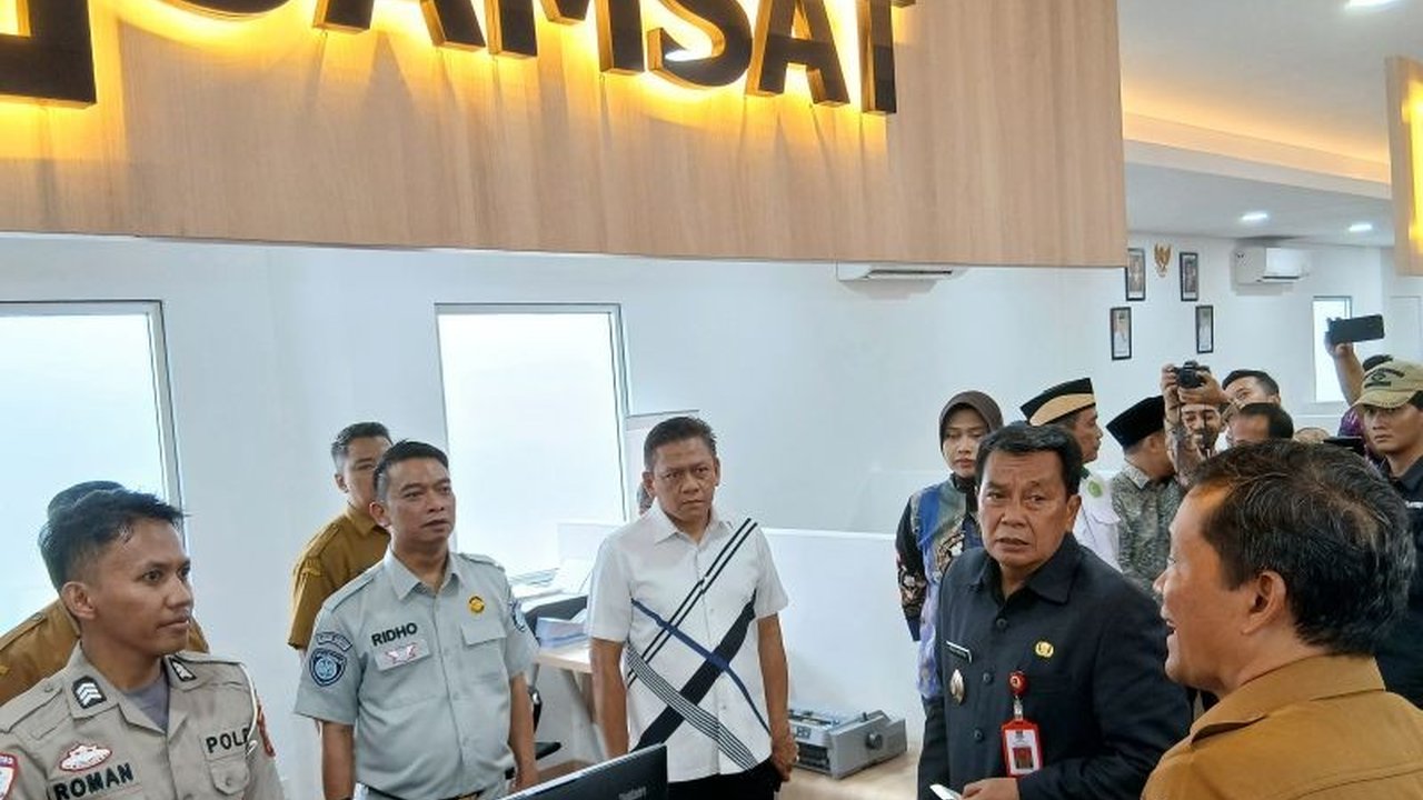 Pemerintah Kabupaten Tangerang membuka enam gerai layanan publik di Pasar Intermoda BSD City untuk mempermudah akses masyarakat terhadap layanan administrasi kependudukan, pajak, Samsat, dan lainnya.