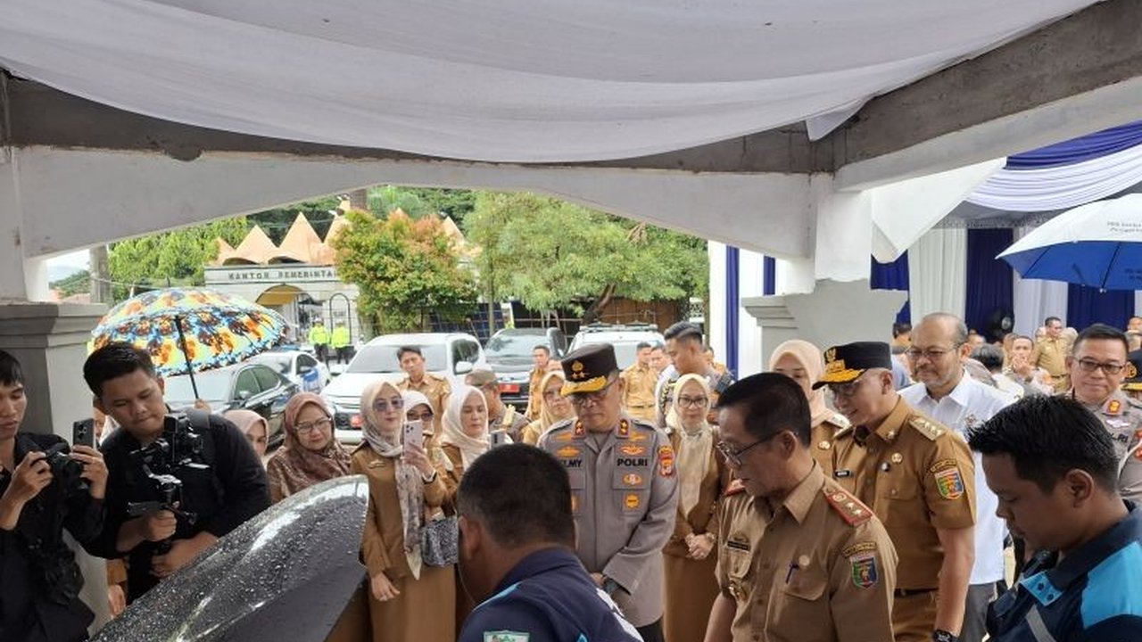 Pemerintah Provinsi Lampung berencana menambah loket Samsat Digital Drive Thru di beberapa kabupaten dan kota untuk memudahkan masyarakat membayar pajak kendaraan dan meningkatkan pendapatan daerah.