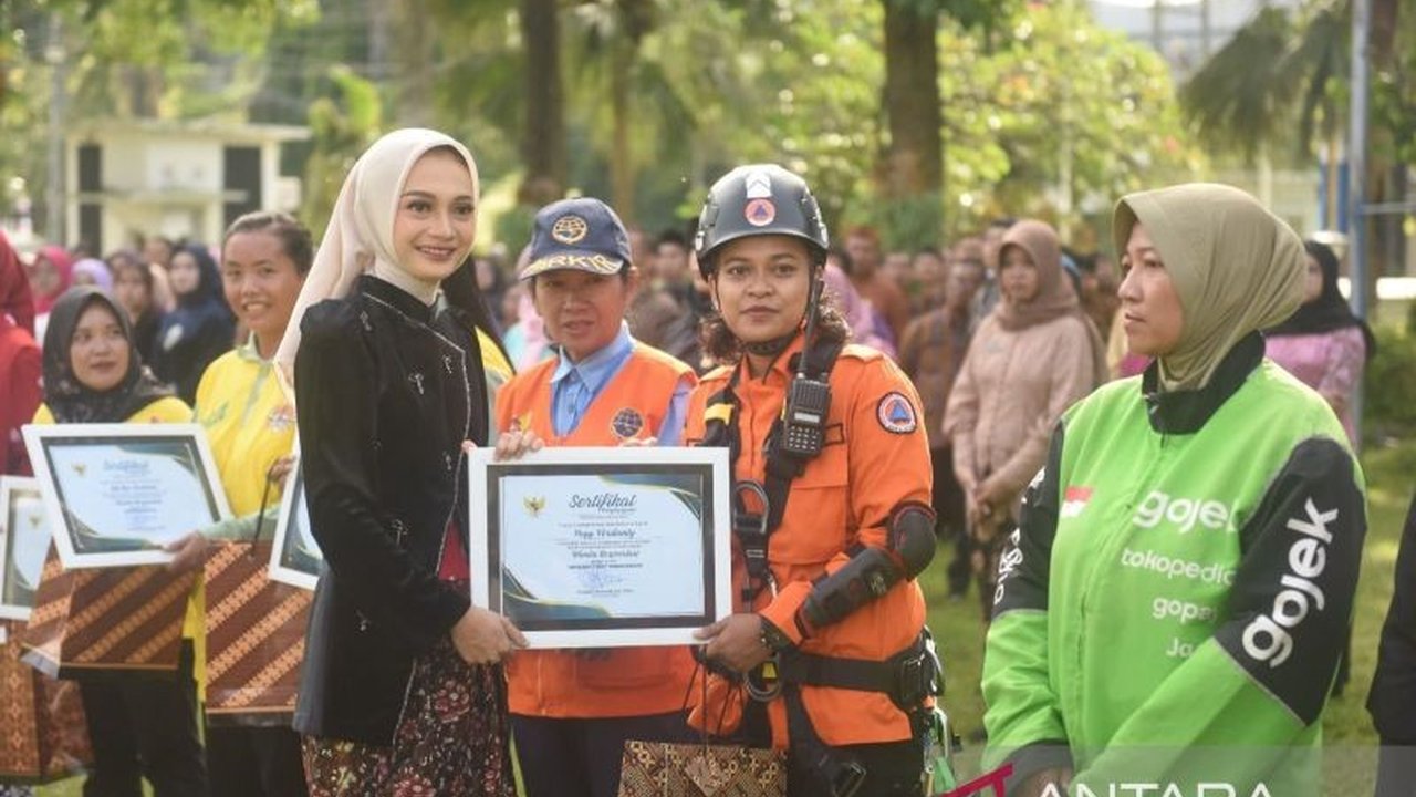 Peringatan Hari Kartini di Kediri bukan sekadar seremonial, tetapi momentum untuk mengenang perjuangan RA Kartini dan mendorong perempuan berkontribusi bagi Indonesia.