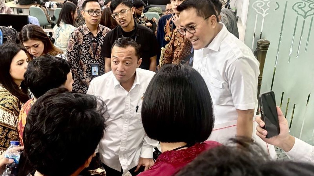 Indonesia menyatakan kesiapannya untuk membantu evakuasi warga Palestina dari Gaza, namun prosesnya dihadapkan pada berbagai tantangan teknis dan membutuhkan kesepakatan berbagai pihak.