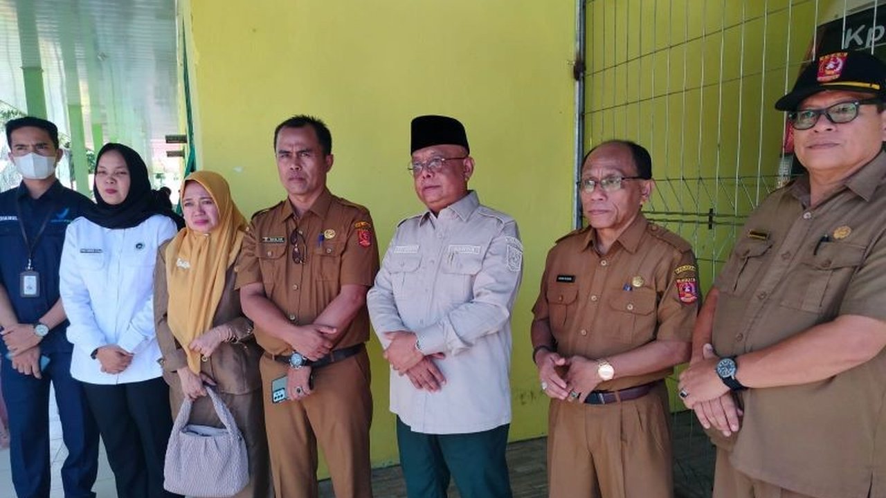 Agam Luncurkan Program Makan Bergizi Gratis untuk Pelajar