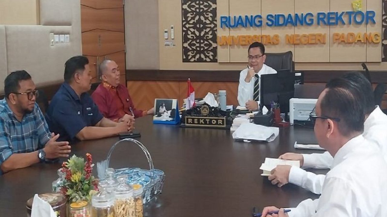 UNP Gelar UTBK di Kepulauan Mentawai: Wujud Kepedulian dan Dorongan Ekonomi Lokal