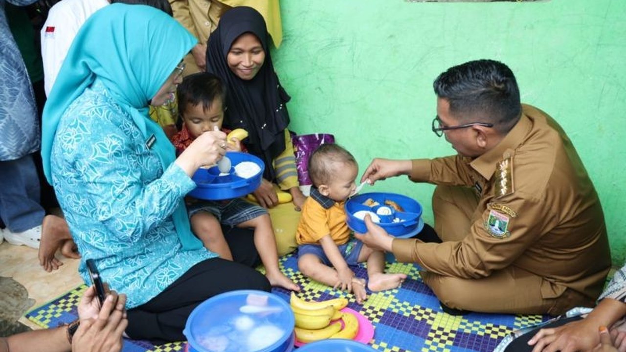 Gubernur Banten, Andra Soni, menekankan pentingnya program KB sebagai kunci peningkatan kualitas SDM dan kolaborasi dengan BKKBN dalam mewujudkan Banten dengan SDM berkualitas.