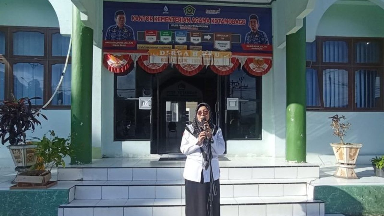 Kemenag Kotamobagu mengajak ASN perempuan untuk melanjutkan perjuangan RA Kartini dengan disiplin dan pelayanan prima, sebagai wujud nyata emansipasi wanita di era modern.