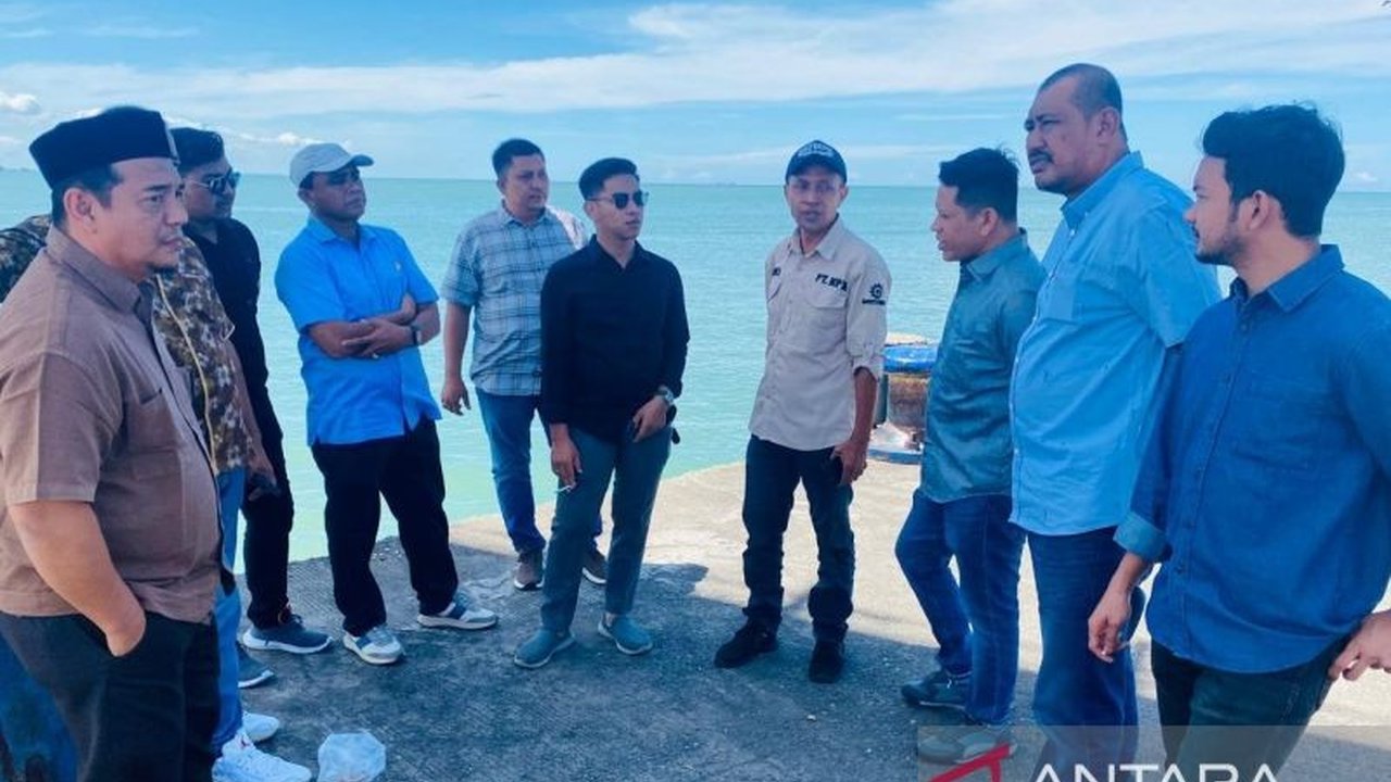 DPRK Aceh Barat menyelidiki pengelolaan Pelabuhan Jetty Meulaboh yang diduga merugikan daerah dan melanggar aturan, termasuk penunjukan PT Mitra Pelabuhan Mandiri (MPM) serta keberadaan besi tua di dermaga.