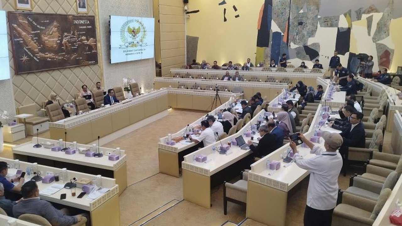 BKN telah menyiapkan aplikasi ASN Digital untuk memfasilitasi kepindahan ASN ke IKN, namun pelaksanaannya masih menunggu keputusan pemerintah.