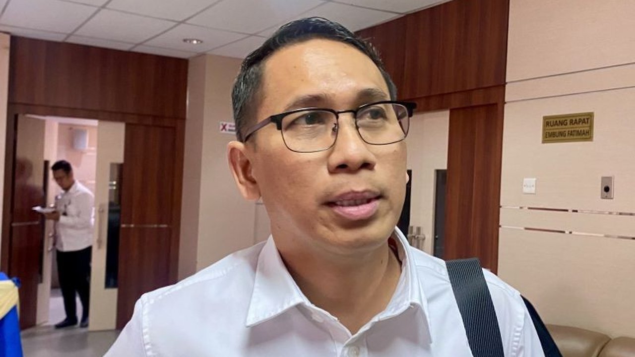 Dinas Pendidikan Batam akan menggunakan pendekatan 'jemput bola' untuk menjaring siswa dari keluarga kurang mampu agar bersekolah di Sekolah Rakyat, dengan fokus pada pembentukan karakter dan kemandirian.