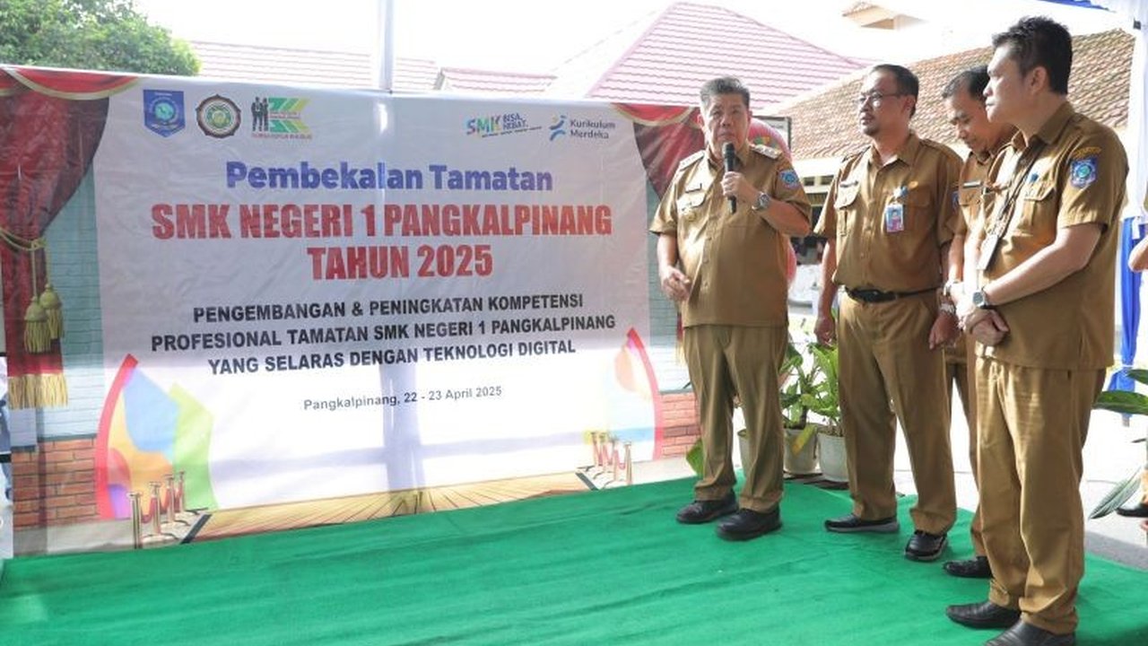 Gubernur Babel menjadikan SMKN 1 Pangkalpinang sebagai ikon mitra bisnis untuk meningkatkan partisipasi angkatan kerja dan mengurangi pengangguran di Bangka Belitung.